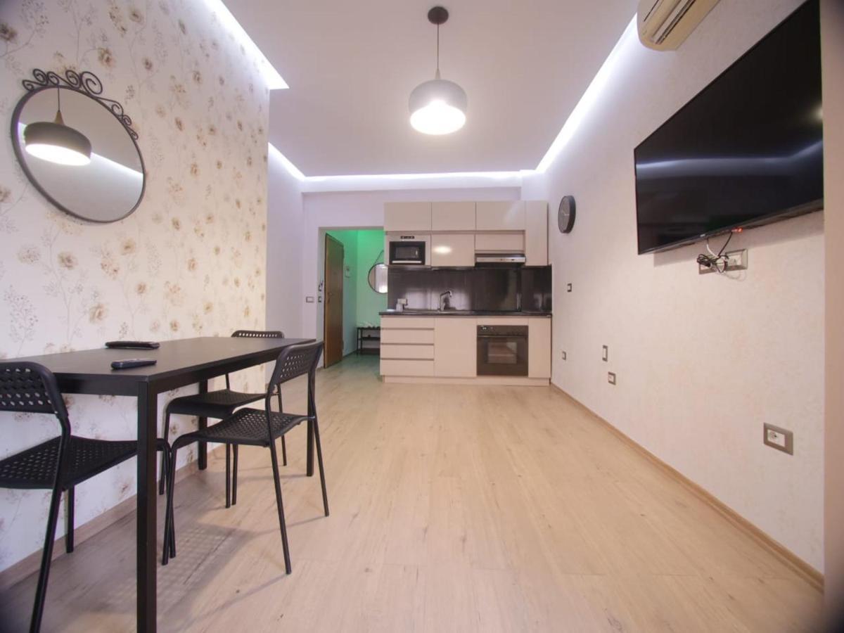 Apartmán Hidden Gem In The Center Of Tirana Exteriér fotografie