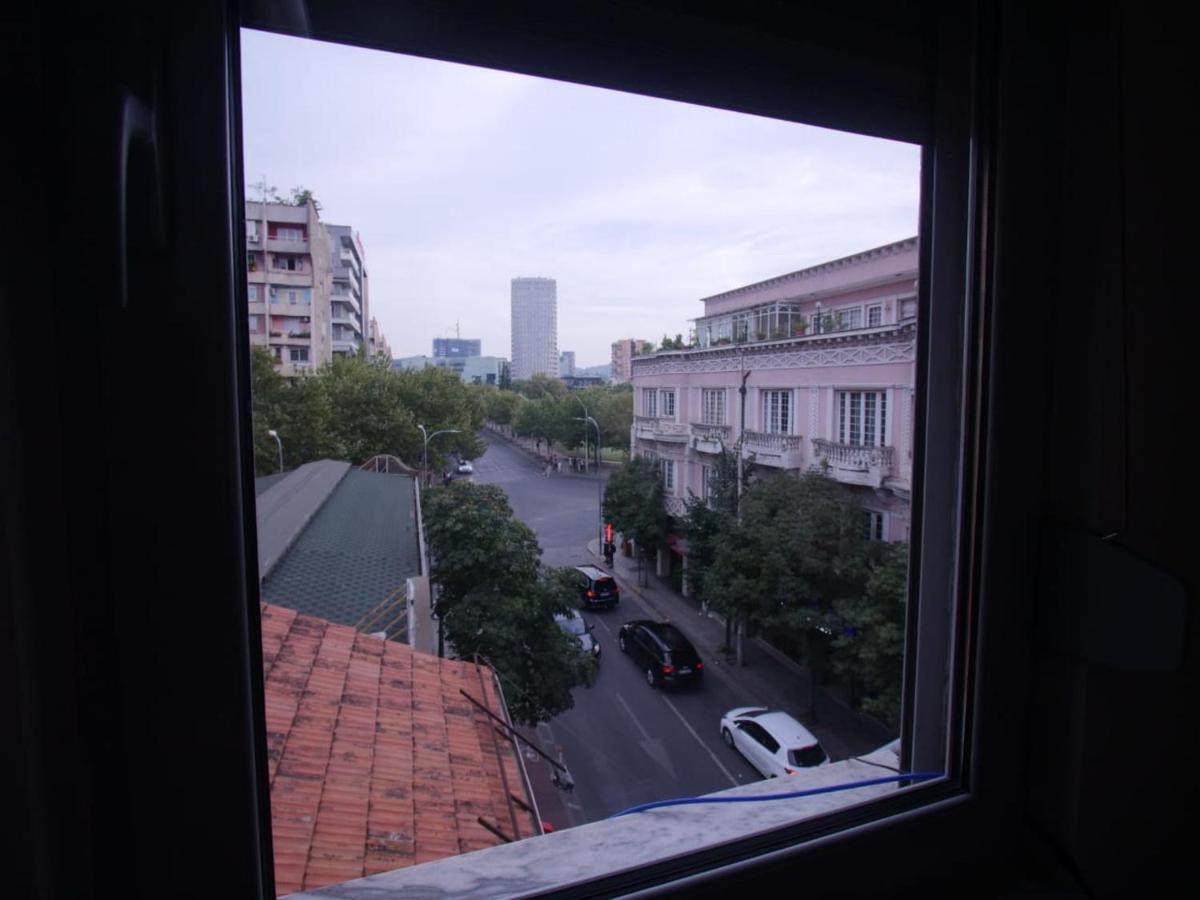 Apartmán Hidden Gem In The Center Of Tirana Exteriér fotografie