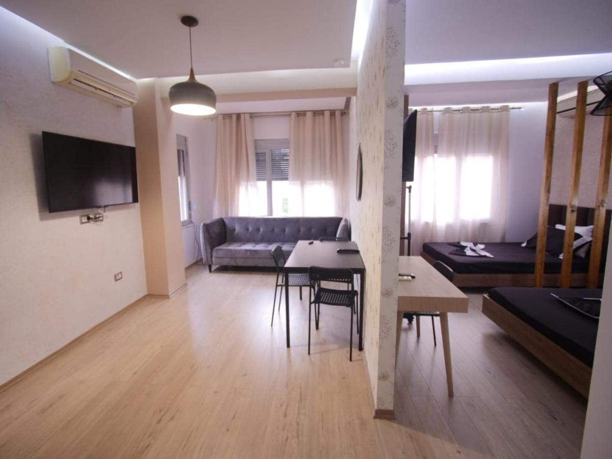 Apartmán Hidden Gem In The Center Of Tirana Exteriér fotografie